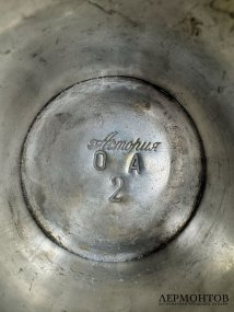 Подстаканник «Скачки». Металл, серебрение, Wolska, Россия, конец 19 века