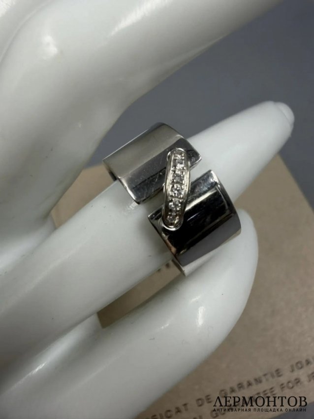 Кольцо «Liens» с бриллиантами. Белое золото 750 пробы, Chaumet, Франция, 2008 год