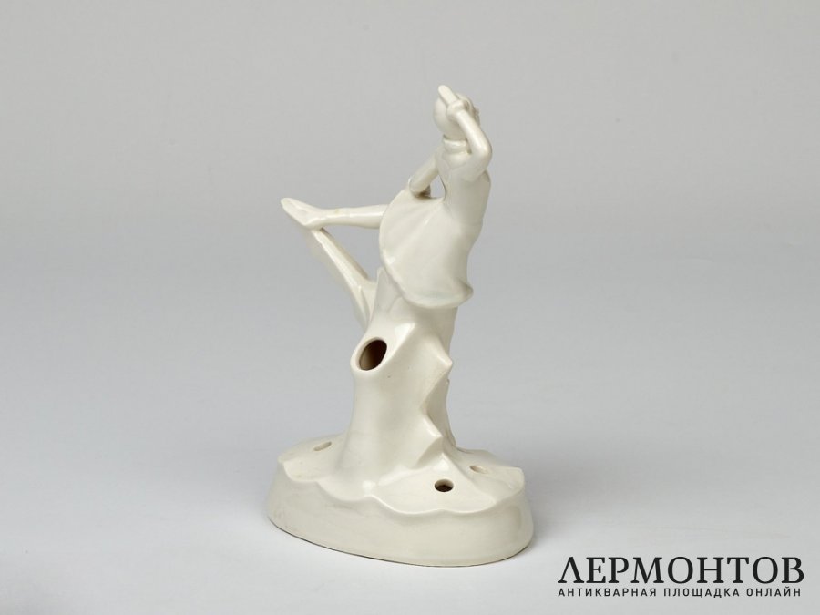 Статуэтка «Фигуристка Соня Хени». Фарфор, Goebel, Германия, 1935–1949 годы