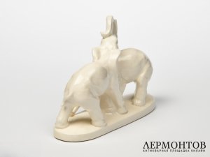Статуэтка «Слонята». Чехословакия, 1930-е годы