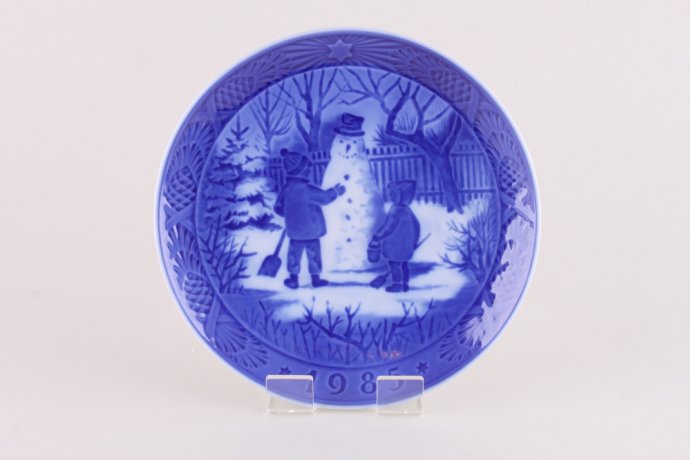 Рождественская тарелка фабрики Royal Copenhagen. Фарфор.  Дания, 1985 год.