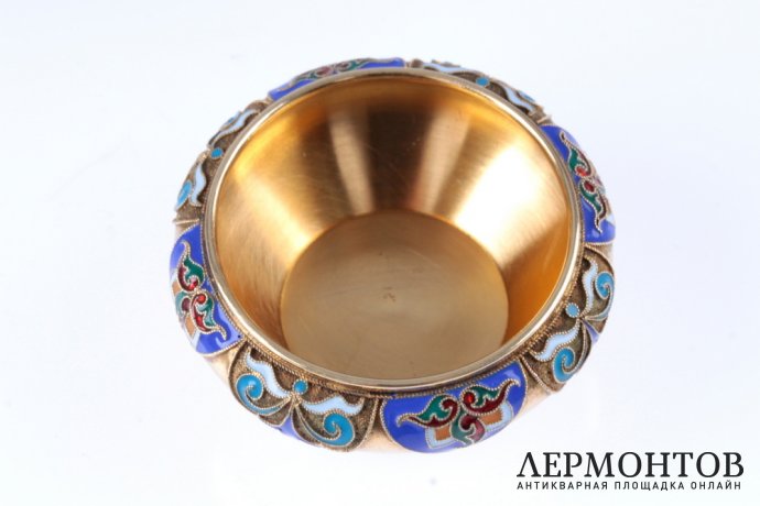 Солонка с эмалью. Братья Грачевы. Серебро 88 пробы. Российская империя