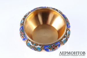 Солонка с эмалью. Братья Грачевы. Серебро 88 пробы. Российская империя