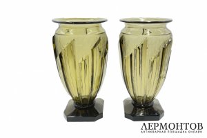 Парные вазы в стиле Ар Деко.  Франция, фирма Verlys, 1930-е гг. Цветное стекло.
