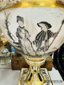 Ваза «Галантная сцена». Фарфор, живопись, Castel Limoges, Франция, начало 20 века
