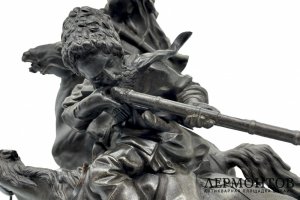 Скульптура Джигитoвка лeзгин.  Россия, Куса, Е. Лансере. Чугун. 