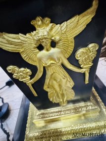 Торшер в стиле ампир на львиных лапах. Бронза, золочение, Россия, конец 19 века