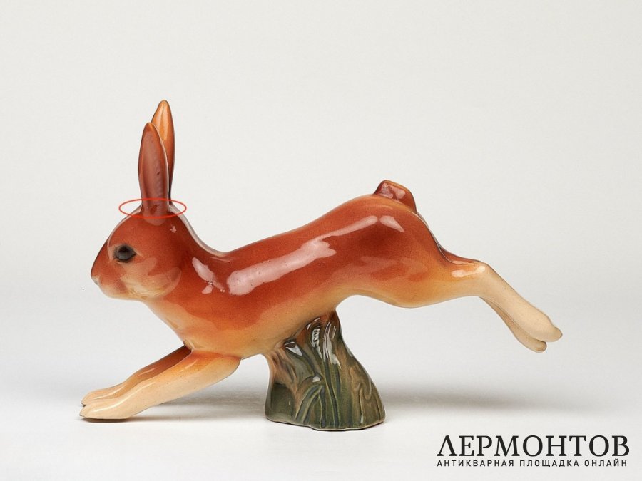 Статуэтка «Заяц». Фарфор, Румыния, 1970–1980 годы