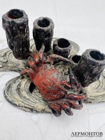Подставка для кистей и карандашей с крабом. Сплав олова и свинца, Япония, 2-я половина 19 века