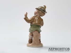 Статуэтка «Мальчик в баварском костюме». Фарфор, Wagner & Apel, серия Bertram, Герман