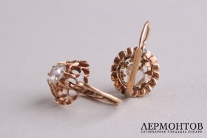 Серьги. Золото 56 пробы, бриллианты. Российская империя, нач. XX века.
