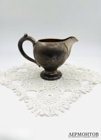 Сливочник на серебряную свадьбу. Серебро 84 пробы, Россия, 1880-е годы