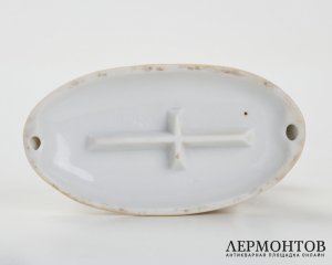 Статуэтка «Мальчик со свечой и игрушками». Фарфор, Fasold & Stauch, Германия, 1950–1960-е годы
