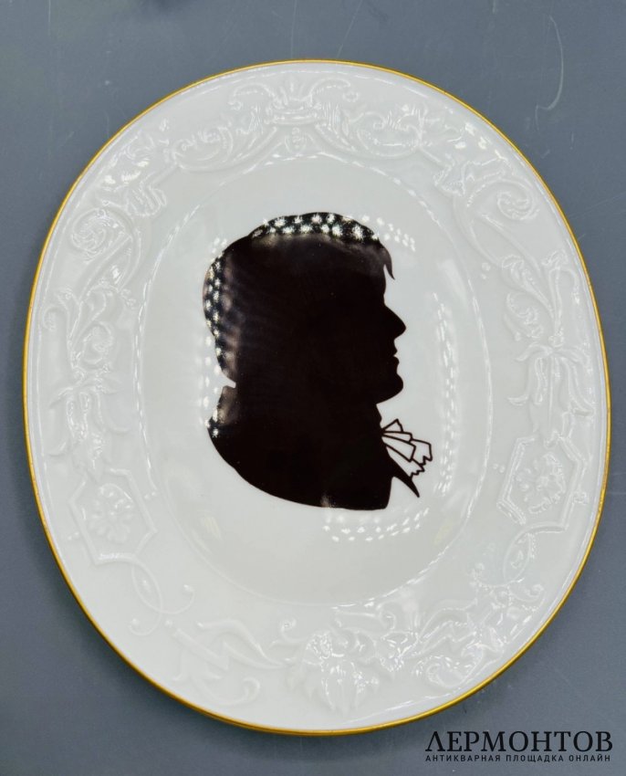 Настенное панно с профилями Лессинга и Клейста. Фарфор, Meissen, ГДР, 1977 год
