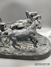 Статуэтка «Возвращение с ярмарки» («Тройка летняя»). Чугун, по модели Е. А. Лансере, СССР, 1948 год
