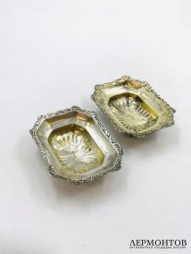 Парные солонки. Серебро 84 пробы, Россия, 1873 и 1875 годы