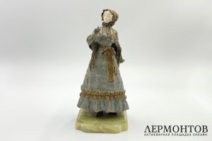 Скульптура Девушка на прогулке. Франция, Париж, 1910-1920-е гг. Бронза, кость.