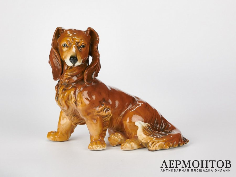 Статуэтка «Такса». Фарфор, Karl Ens, Германия, 1950–1960 годы