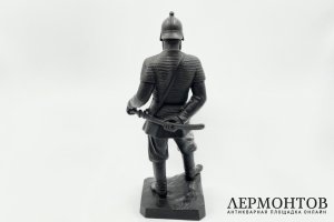 Скульптура Ермак. Россия, Каслинский завод, автор модели П. П. Забелло, 1892 г. Чугун