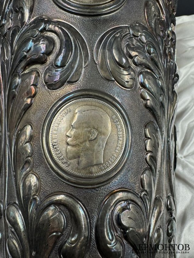 Ваза-кубок с монетами Николая II, выпуск 23 из 100. Серебро 925, Faberge, наши дни