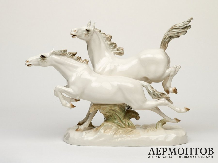 Статуэтка «Бегущие лошади». Фарфор, Hutschenreuther, Германия, 1920–1938 годы