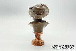 Бюст художника П. П. Рубенса. Зап.Европa, Франция,19 в. Бронза, литье, патина. Мрамор.