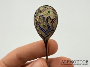 Ложка кофейная. Россия, бр. Грачевы, 1900-е гг. Серебро 84 пробы, эмаль.