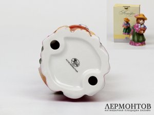 Статуэтка «Фрау Кошка». Фарфор, Lorenz Hutschenreuther, Германия, XXI век