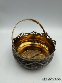 Сахарница и щипцы для сахара. Серебро 875 пробы, золочение, СССР, 2-я половина 20 века