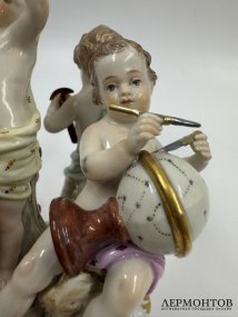 Скульптурная группа «Астрономия». Фарфор, роспись, Meissen, скульптор И. И. Кендлер, Германия, конец 19 века