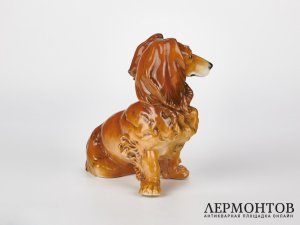Статуэтка «Такса». Фарфор, Karl Ens, Германия, 1950–1960 годы