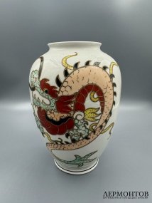 Ваза с драконом. Фарфор, роспись, Schaubach Kunst, Германия, 1-я половина 20 века