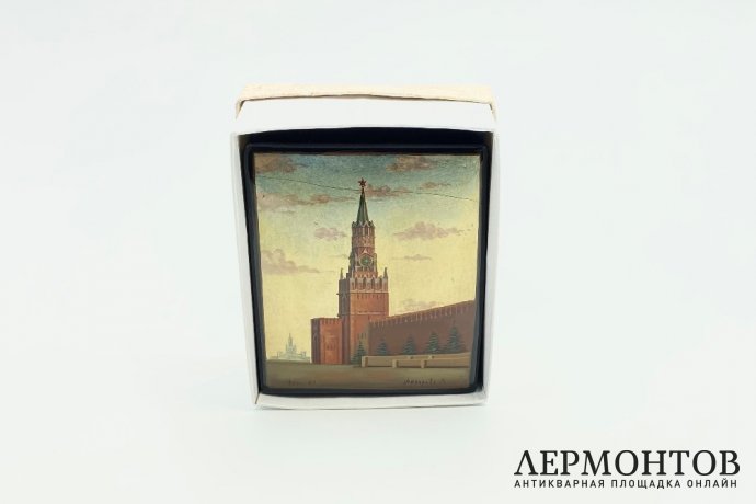 Шкатулка Спасская башня Московского Кремля. СССР, Федоскино, 1963 г. Папье-маше.