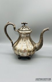 Чайно-кофейный сервиз: кофейник, чайник, сахарница. Серебро 84 пробы, мастер G. S., Россия, 1857 год