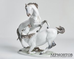 Статуэтка «Играющие жеребцы». Фарфор, Rosenthal, Германия