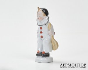 Статуэтка «Мальчик-клоун с мандолиной». Фарфор, Тюрингия, Германия, середина XX века