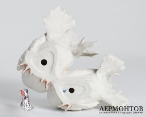 Статуэтка «Голубь и голубка». Бисквитный фарфор, Tay, Италия, вторая половина XX века
