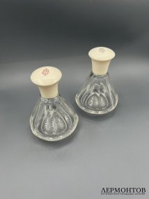 Пара флаконов с костяными крышками. Серебро 950 пробы, кость, стекло, Eusebe Callot, Франция, 2-я половина 19 века