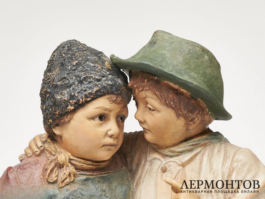 Статуэтка «Секрет». Терракота, Johann & Ferdinand Maresch, Австрия, рубеж XIX–XX веков