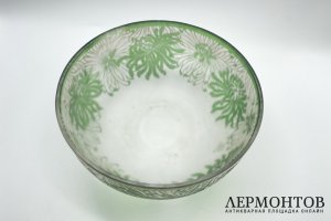 Ваза в стиле Ар Деко.  Франция,  Париж, SIV, 1930-е гг.  Матовое цветное стекло.
