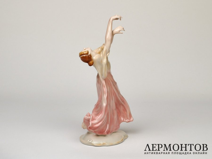 Статуэтка «Танцовщица». Фарфор, Karl Ens, Германия, 1919–1940 годы