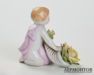 Статуэтка «Путти с розой». Фарфор, Herend, Венгрия