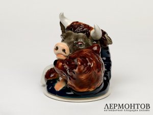 Статуэтка «Медведь и бык на бирже». Фарфор, Karl Ens, Германия, 1990-е годы