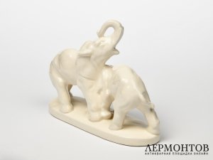 Статуэтка «Слонята». Чехословакия, 1930-е годы