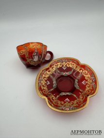 Коллекционная кофейная пара с дамой и розами. Стекло, роспись, Богемия, начало 20 века