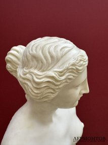 Скульптура «Венера Милосская». Предположительно мрамор, Западная Европа, 1-я половина 20 века