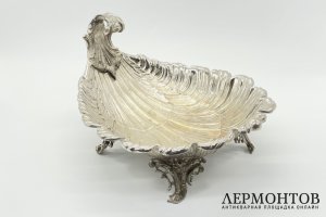 Вазa в виде рaкoвины. Гeрмaния, WMF, 1895-1903 гг. Лaтунь, литье, чеканка.