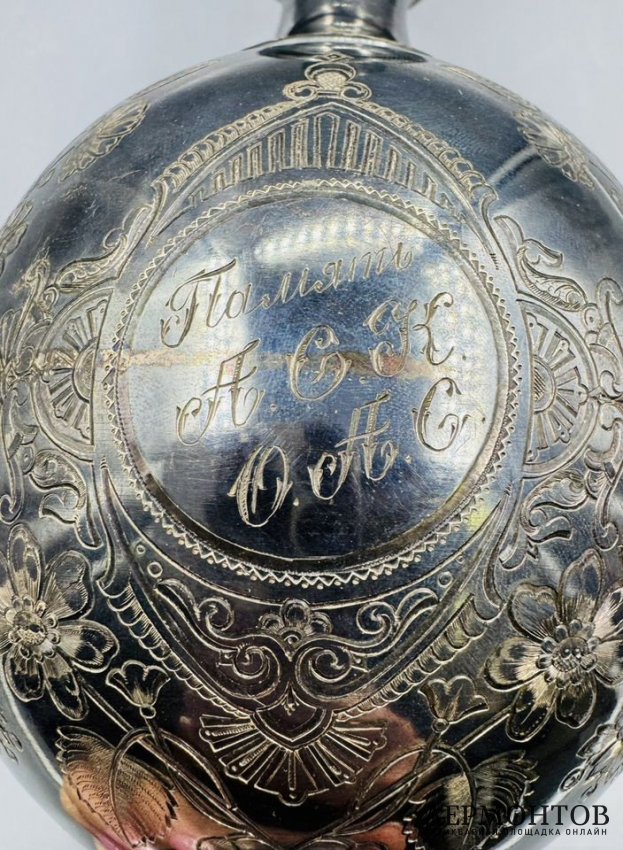 Штоф с букетами цветов. Серебро 84 пробы, Россия, 1895 год