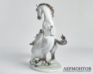 Статуэтка «Играющие жеребцы». Фарфор, Rosenthal, Германия