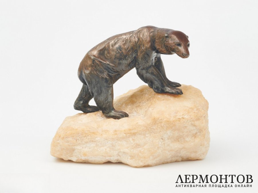 Пресс-папье «Полярный медведь». Шпиатр, начало XX века
